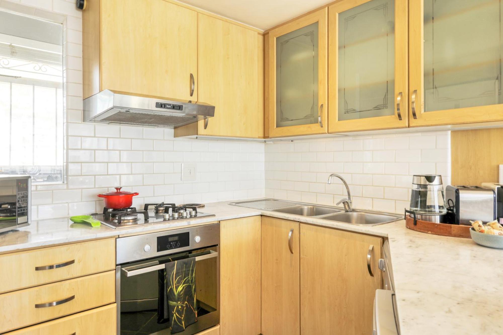 Backup-Powered Bantry Bay View 2 Bed Apartment Fokváros Kültér fotó
