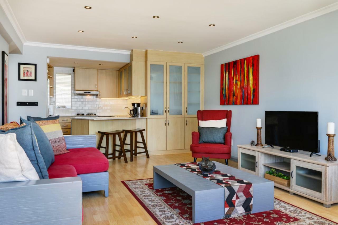 Backup-Powered Bantry Bay View 2 Bed Apartment Fokváros Kültér fotó