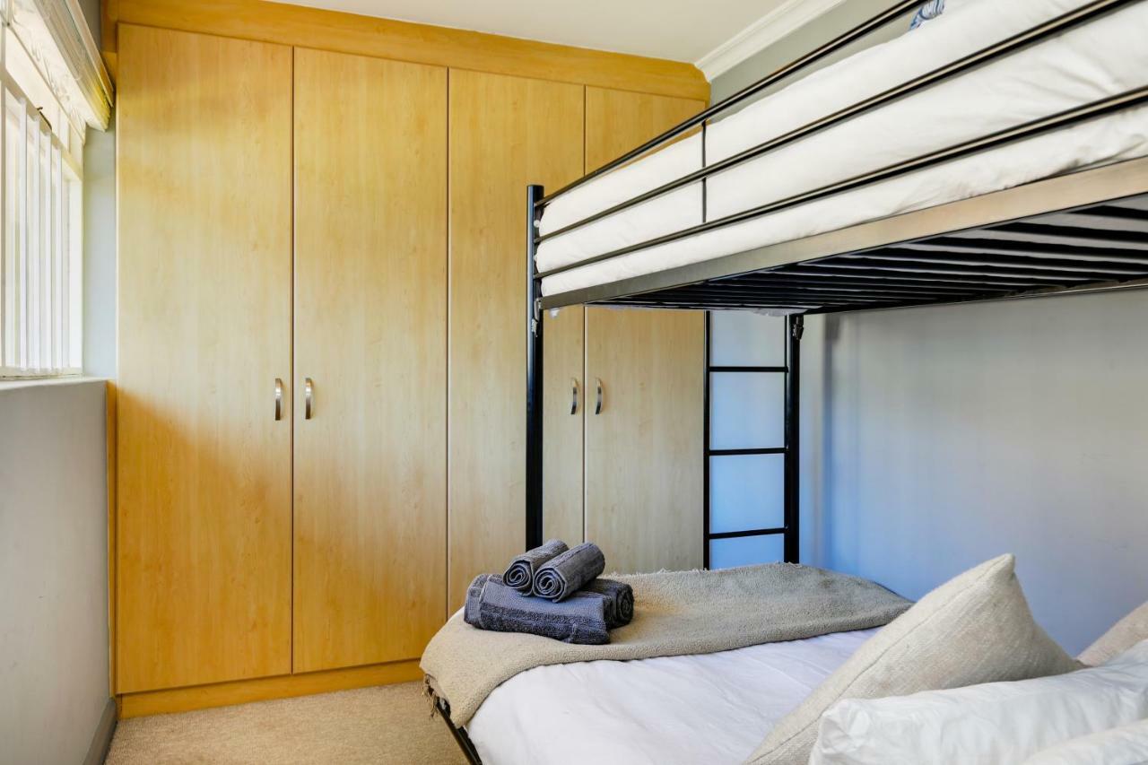 Backup-Powered Bantry Bay View 2 Bed Apartment Fokváros Kültér fotó